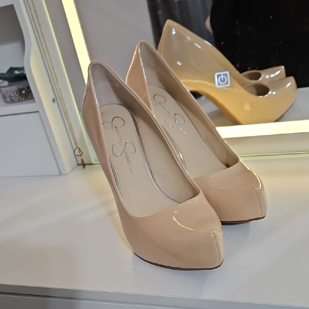 Jessica Simpson Beige Heels